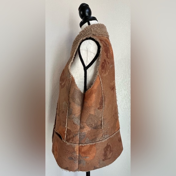 County Clothing Company Vest - Picture 8 of 15